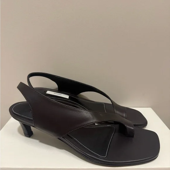 Toteme Sculptural Slingback Leather Sandals, 39, Pepper - Picture 3 of 15